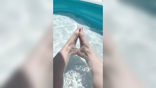 Solo Foot play in the pool