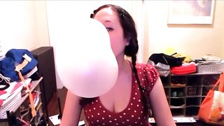 Blowing Massive Bubblegum Bubbles with a Entire Roll of Bubbletape!