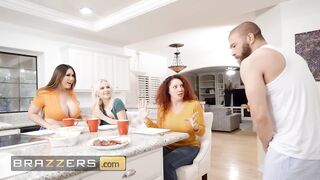 BRAZZERS - Xander Finds His Dong Targeted By 3 Women Kianna Dior, Robbin Banx & SlimThick Vic
