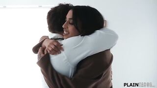 With a spouse that doesnt wanna screw her, large boobs black Ravyn Alexa turns to her ex whos a fertility doctor.This guy examines her twat and the brunette hair gets turned on