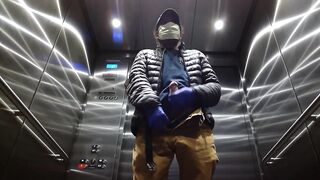 Elevator Jerking Off during Coronavirus Cums Large