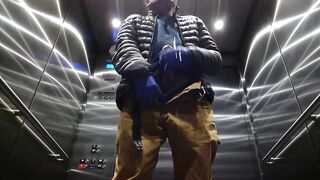 Elevator Jerking Off during Coronavirus Cums Large
