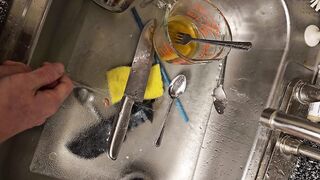 Quick void urine on the ribald dishes