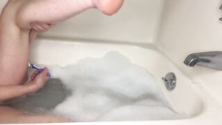 Myra takes a baths and shaves her legs. - ASMR