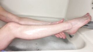 Myra takes a baths and shaves her legs. - ASMR