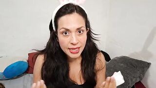 ASMR RELAXING FACIAL CLEANSING (ROLEPLAY IN SPANISH)