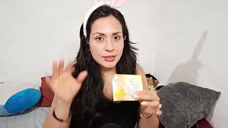 ASMR RELAXING FACIAL CLEANSING (ROLEPLAY IN SPANISH)
