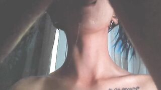 Gola profonda estrema!Soffoco mia moglie con il mio cazzone. Sbava tantissimo!!!