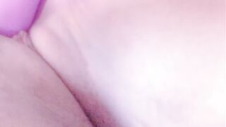 SEXTOY ON PLUMP YOUTHFUL VAGINA