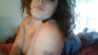 SEXY big beautiful woman LALIN GIRL DANCING HOT COME WATCH ME I LOVE JUST BEING ON CAMERA