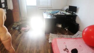 Amateur Woman Has Joy Trying on Raiment and Cutting 'em