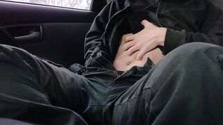 Ftm has loud whimpering climax in parkinglot