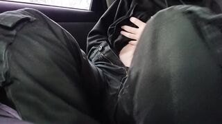 Ftm has loud whimpering climax in parkinglot