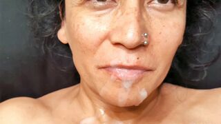 LEWD AMATEUR HOUSEWIFE GETTING A SPUNK FOUNTAIN IN HER THROAT IN HOME MOVIE