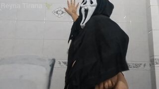 Pov: Descargaste Shriek en Ares pero era ésta porno