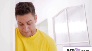 Italian Chick Gets A Hard Knob Workout Instead Of The Gym