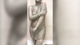 mother I'd like to fuck Take a Shower in a Soaked Costume - Mud Masturbation in the Baths