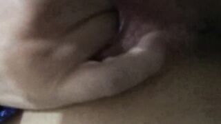 Petite latin chick squirtS by anal