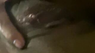 SEE ME BABY!!! SEE ME PLAY WITH MY BALD SNATCH/FILTHY TALK
