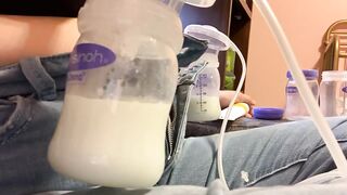 Breastmilk pump time lapse