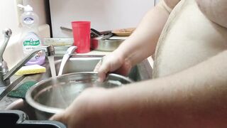 A chap doing the dishes!!! PT. 1
