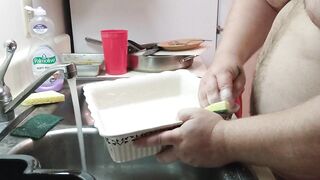 A chap doing the dishes!!! PT. 1