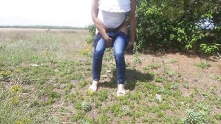 Teens Pee Outdoor