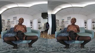 VR Porn - Afro Black Cutie Zaawaadi Solo Fingering Her Ebony Cunt In Hawt Underware