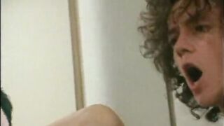 A WC is made too for bang: that babe has a sudden longing for dick
