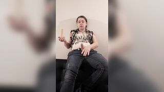 Trans Goth Hotty Does Anal