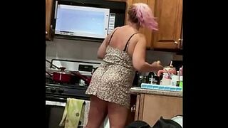 Glamorous golden-haired wife makes boring hawt .