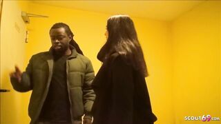 Cute Teen Lullu Gun Quicky Interracial Sex in Garage German