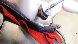 Vagina Stretched Up Close On BBC Bang Machine