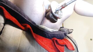Vagina Stretched Up Close On BBC Bang Machine